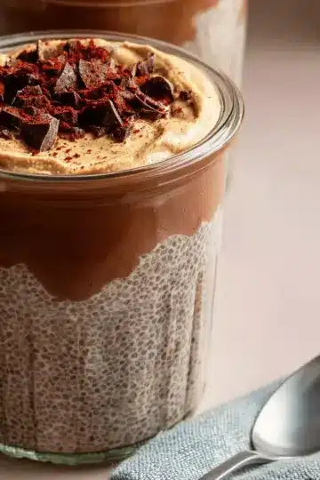 High-Protein Peanut Butter & Chocolate Chia Pudding