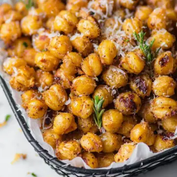 Crispy Parmesan Roasted Chickpeas
